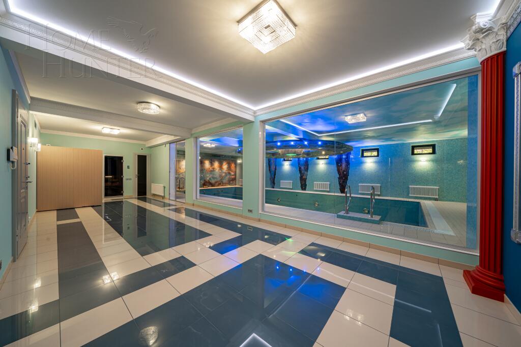 2-этажный коттедж 745 м² с отделкой