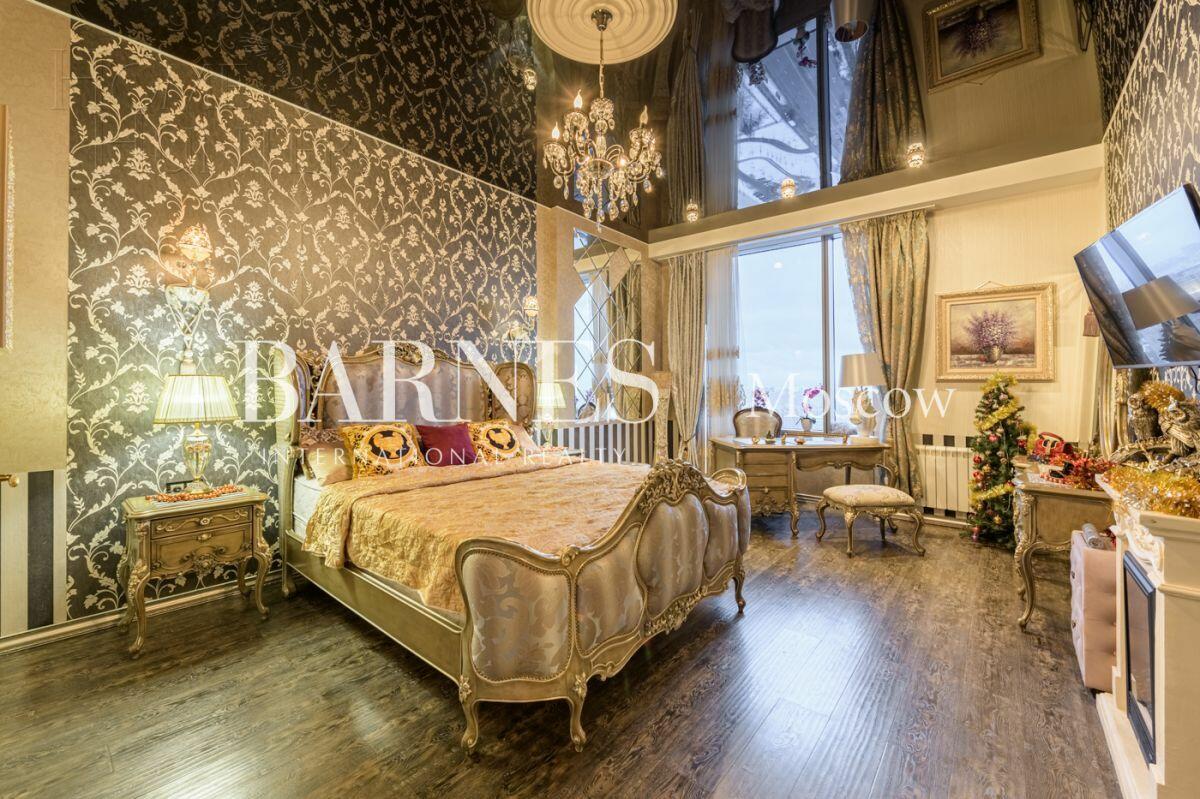 3-КОМН. КВАРТИРА С ОТДЕЛКОЙ 98.5 М² НА 30 ЭТАЖЕ