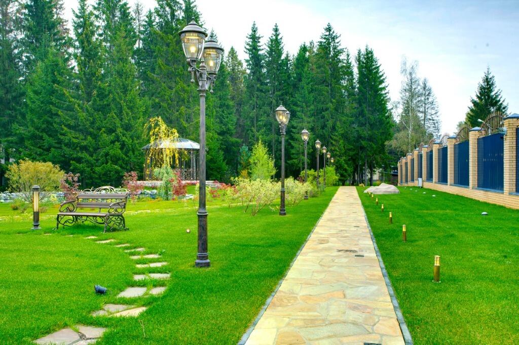 3-этажный коттедж 1 832 м² с отделкой