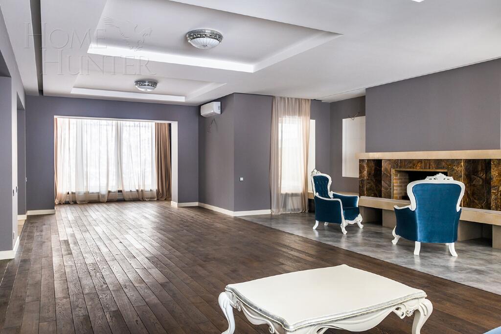 3-этажный таунхаус 360 м² с отделкой