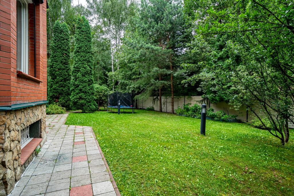 2-этажный коттедж 380 м² без отделки