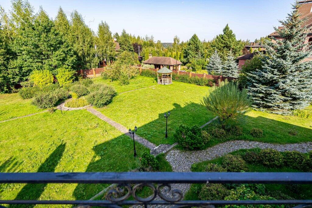 2-этажный коттедж 550 м² с отделкой