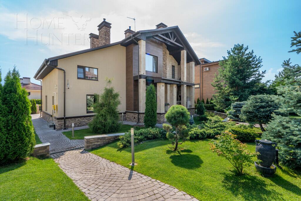 2-этажный коттедж 470 м² с отделкой