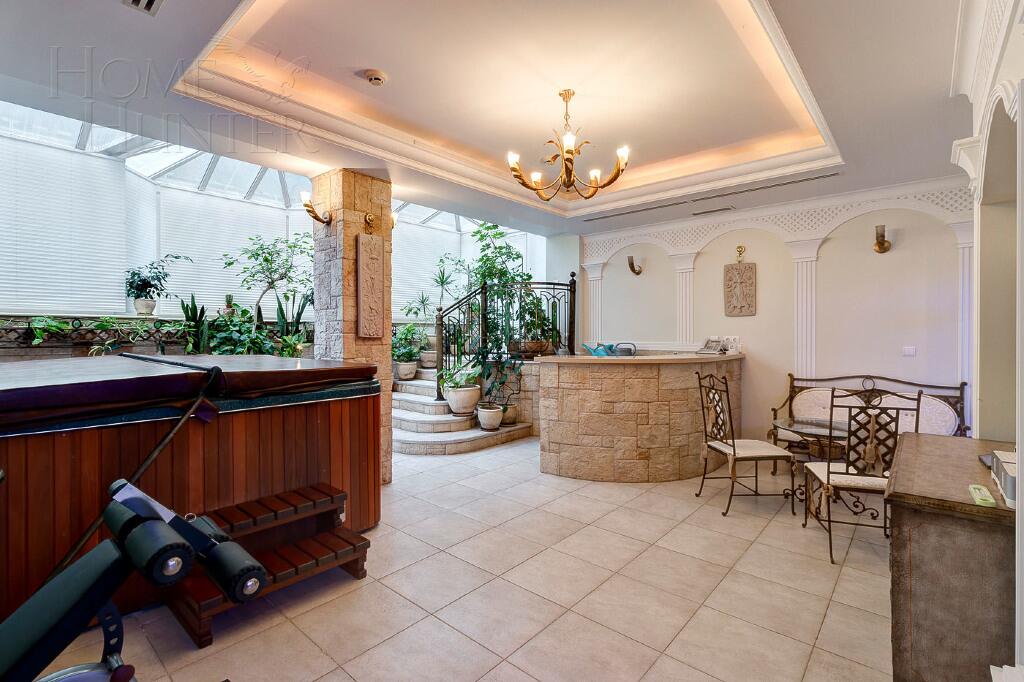 2-этажный коттедж 782.7 м² с отделкой