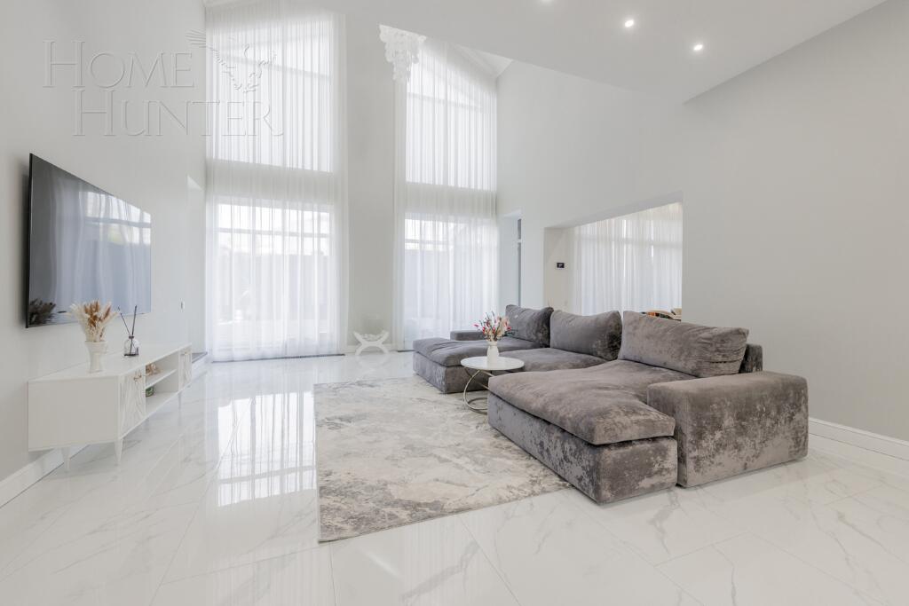 2-этажный коттедж 350 м² с отделкой