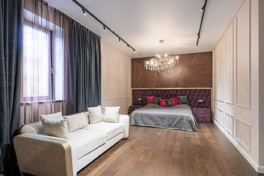 2-этажный коттедж 700 м² с отделкой