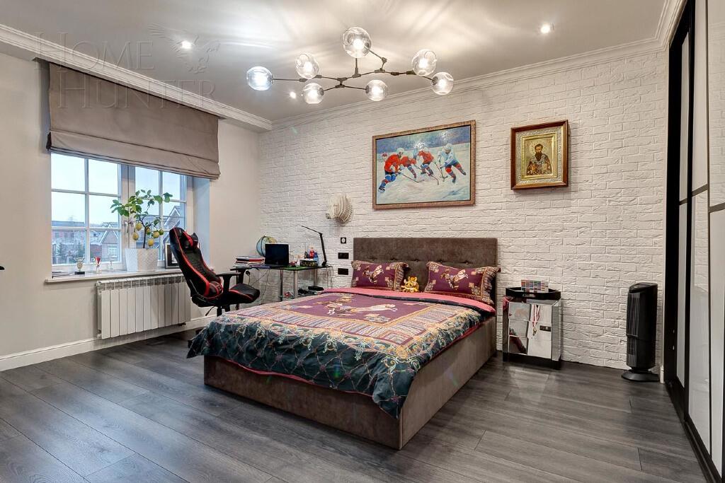 3-этажный коттедж 550 м² с отделкой
