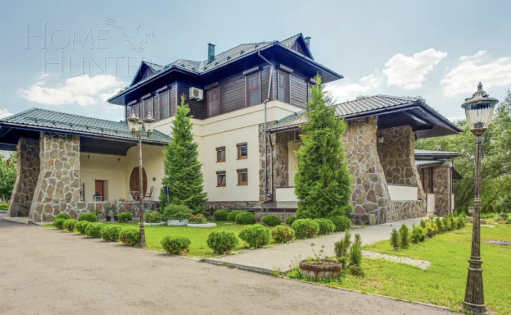 2-этажный коттедж 1 140 м² с отделкой
