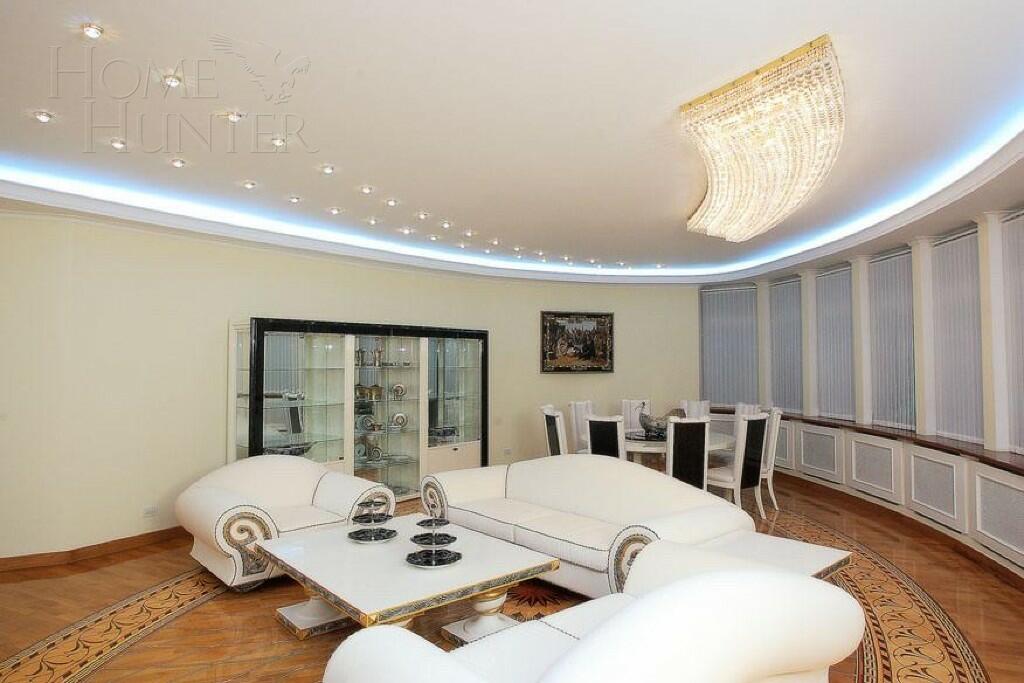 2-этажный коттедж 900 м² с отделкой