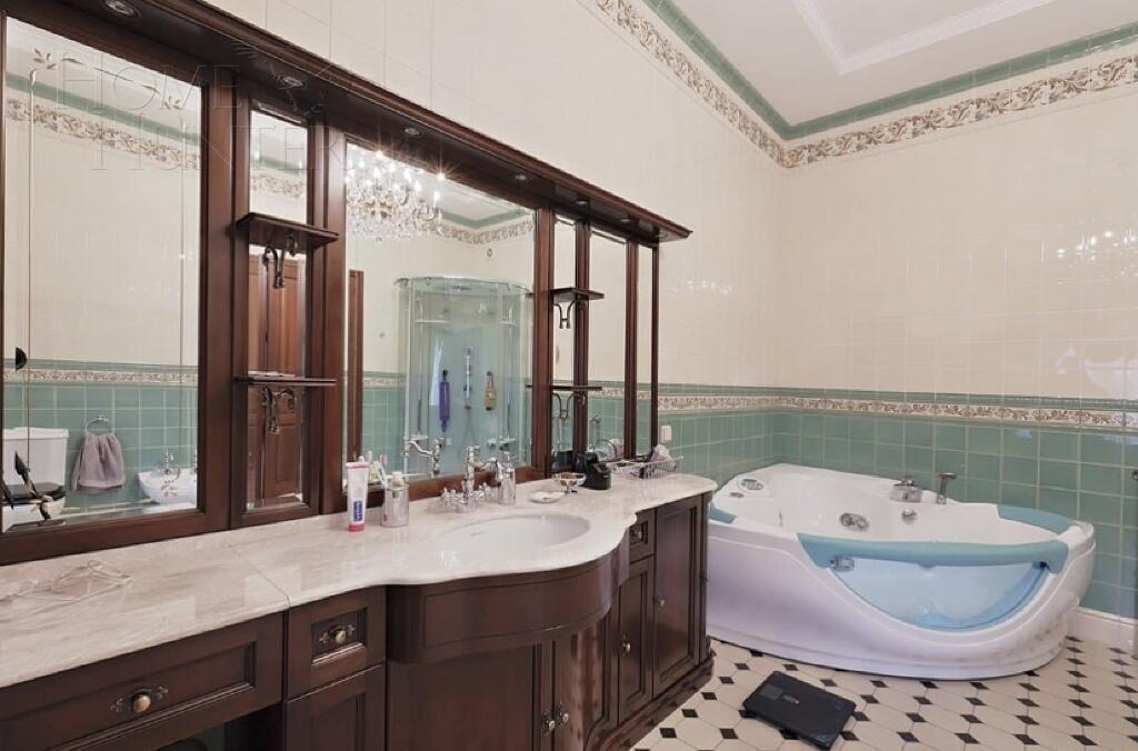 2-этажный коттедж 810 м² с отделкой