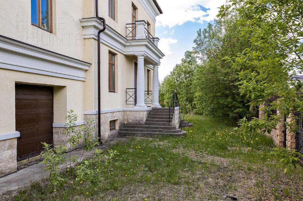 2-этажный коттедж 540 м² без отделки