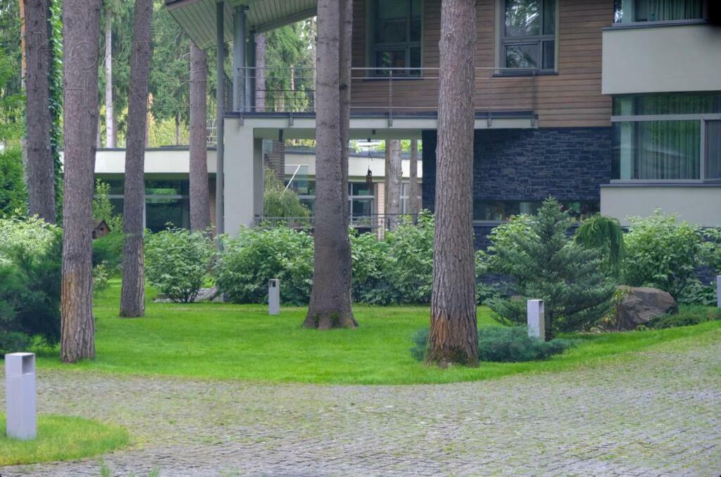 2-этажный коттедж 1 622 м² с отделкой