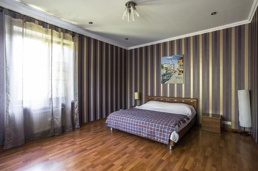 2-этажный коттедж 590 м² с отделкой