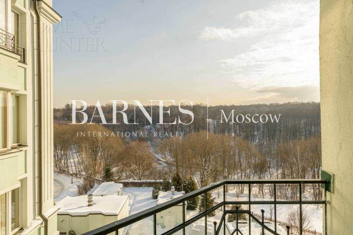 4-КОМН. КВАРТИРА С ОТДЕЛКОЙ 234 М² НА 4 ЭТАЖЕ