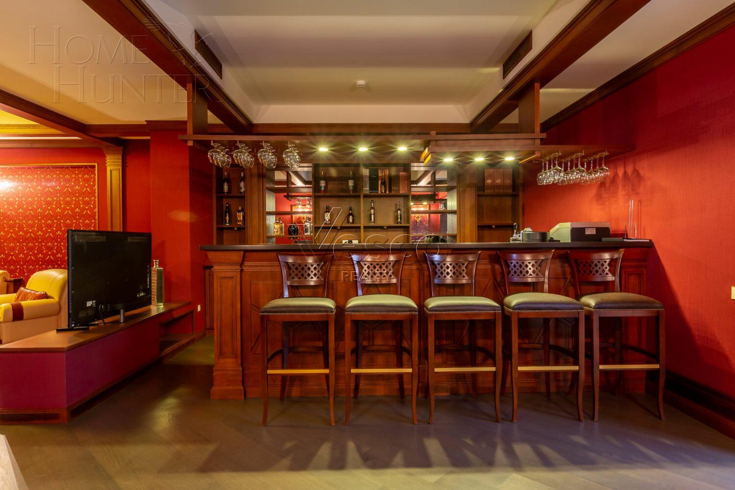 2-этажный коттедж 1 832 м² с отделкой