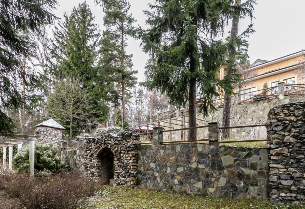 2-этажный коттедж 450 м² с отделкой