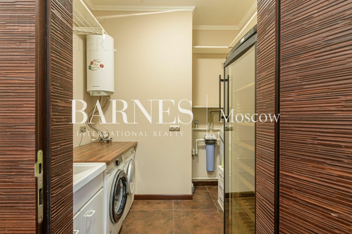 5-КОМН. КВАРТИРА С ОТДЕЛКОЙ 187.8 М² НА 4 ЭТАЖЕ