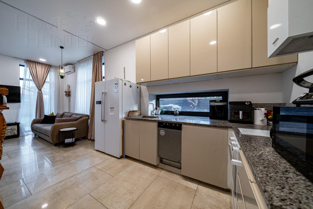 2-этажный коттедж 450 м² с отделкой