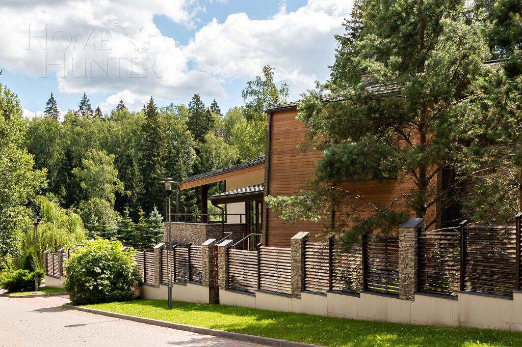 2-этажный коттедж 710 м² без отделки