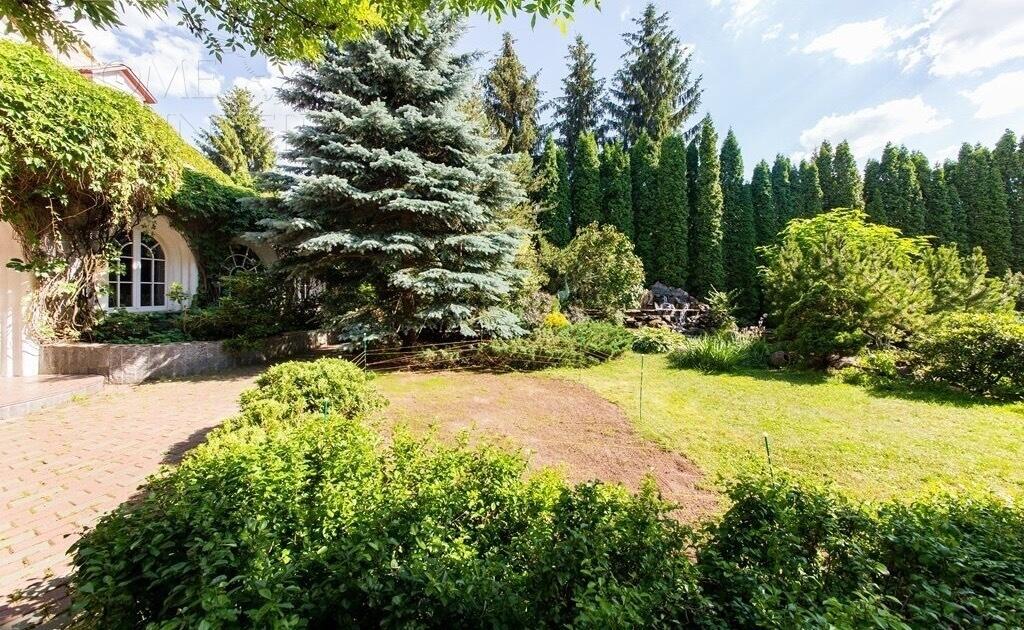 2-этажный коттедж 490 м² с отделкой