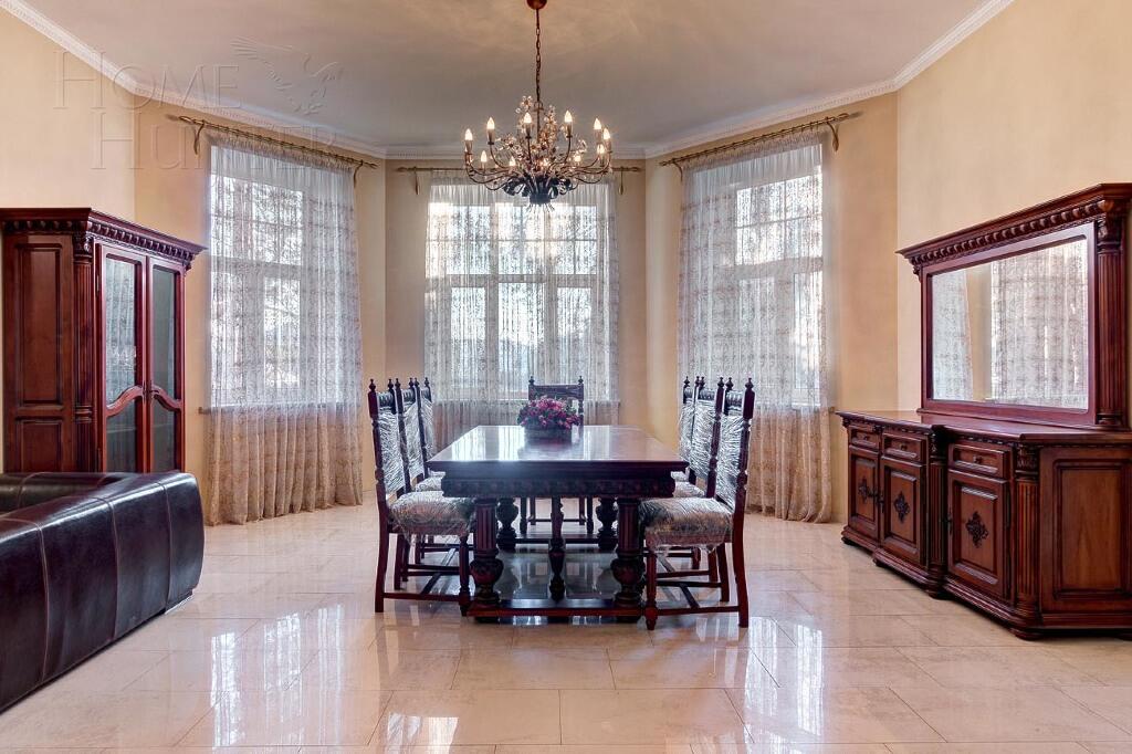 2-этажный коттедж 680 м² с отделкой