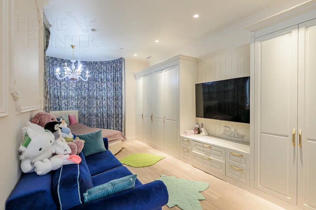 2-этажный коттедж 700 м² с отделкой