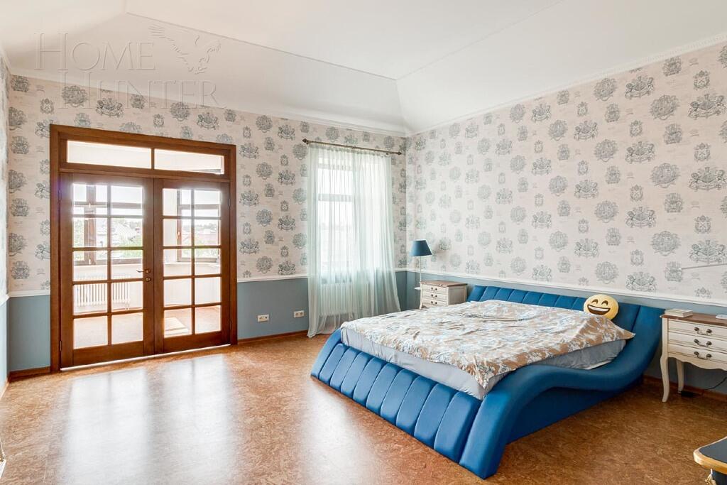 2-этажный коттедж 1 000 м² с отделкой