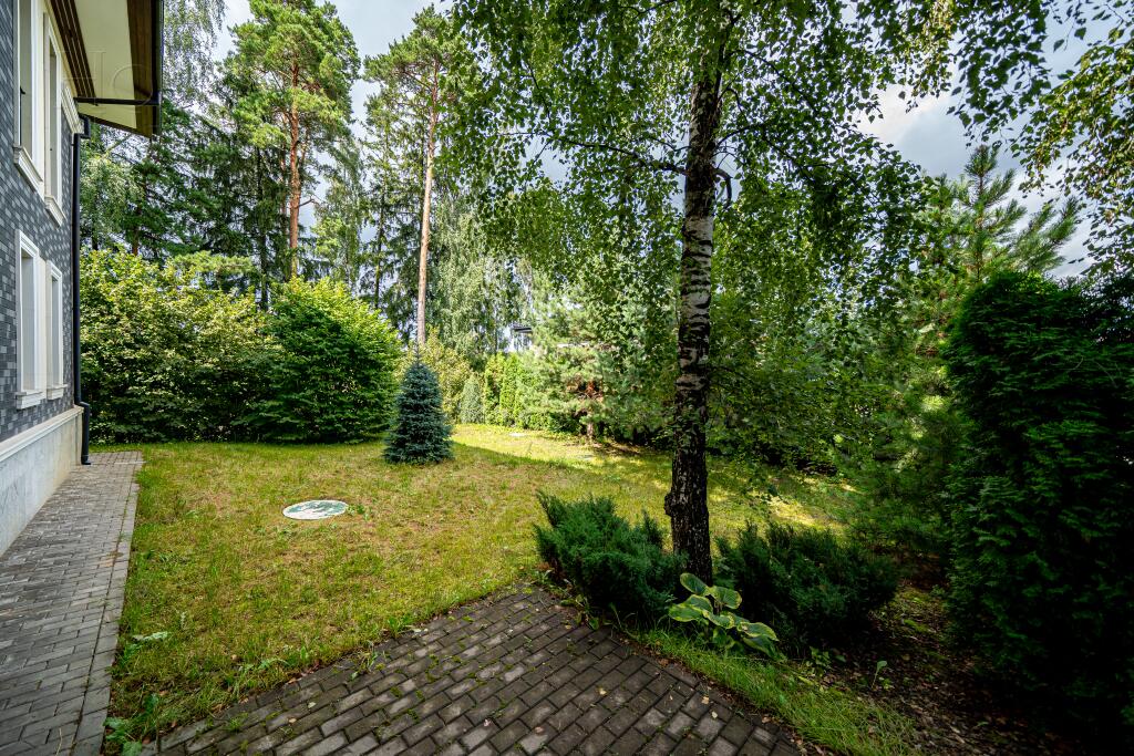 2-этажный коттедж 420 м² с отделкой