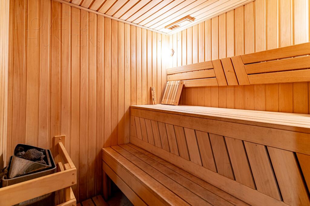 2-этажный коттедж 440 м² с отделкой