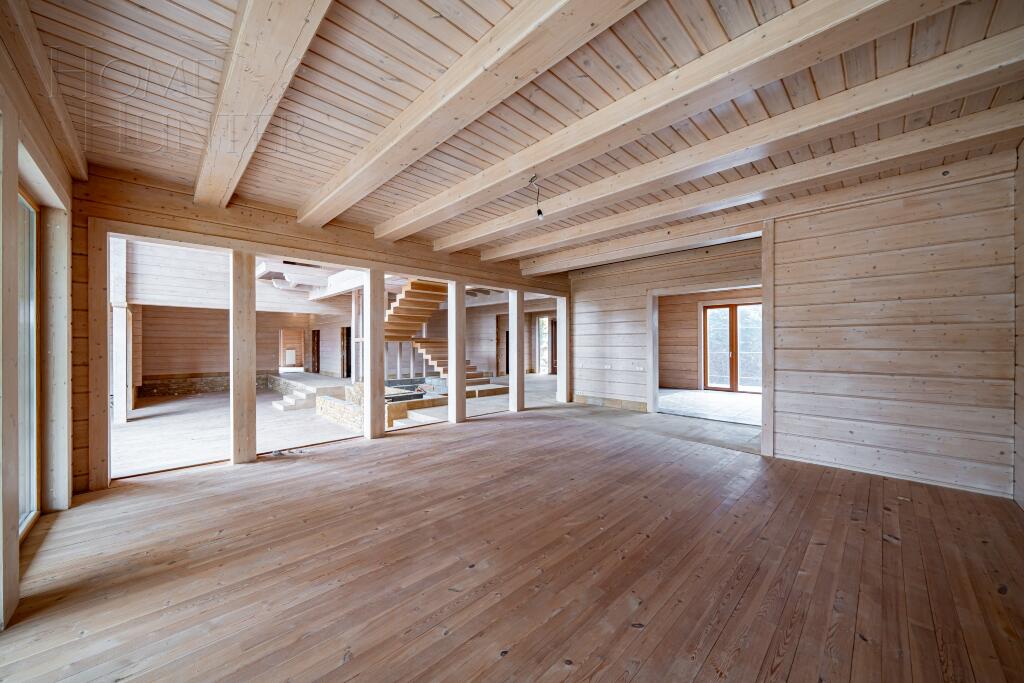 2-этажный коттедж 1 250 м² без отделки