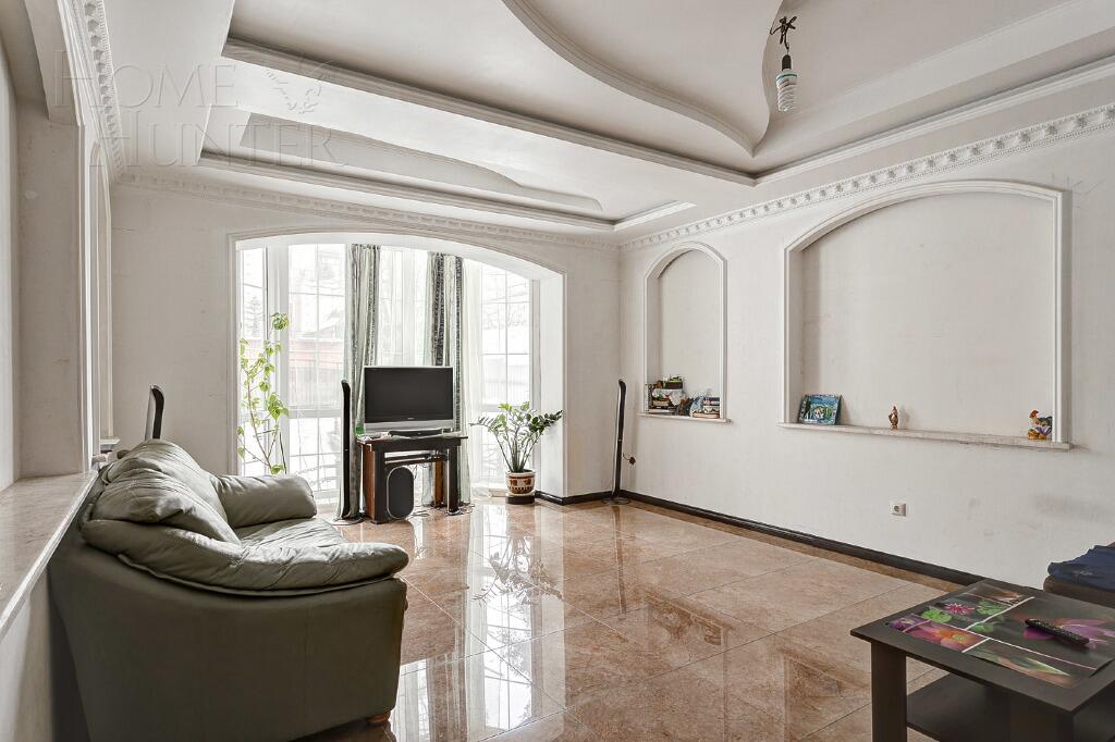 2-этажный коттедж 452 м² с отделкой