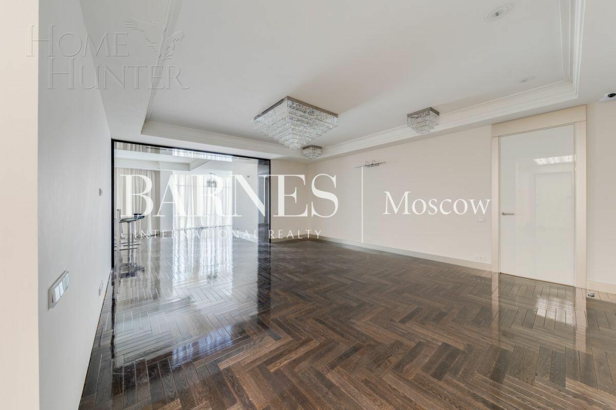 4-КОМН. КВАРТИРА С ОТДЕЛКОЙ 230 М² НА 6 ЭТАЖЕ