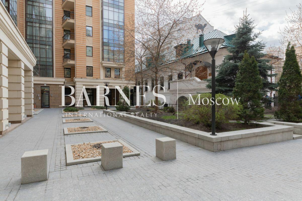 4-КОМН. КВАРТИРА С ОТДЕЛКОЙ 230 М² НА 6 ЭТАЖЕ