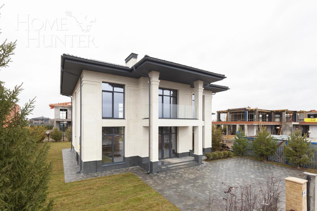 2-этажный коттедж 276.42 м² без отделки