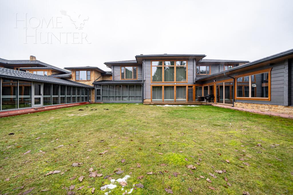 2-этажный коттедж 1 250 м² с отделкой