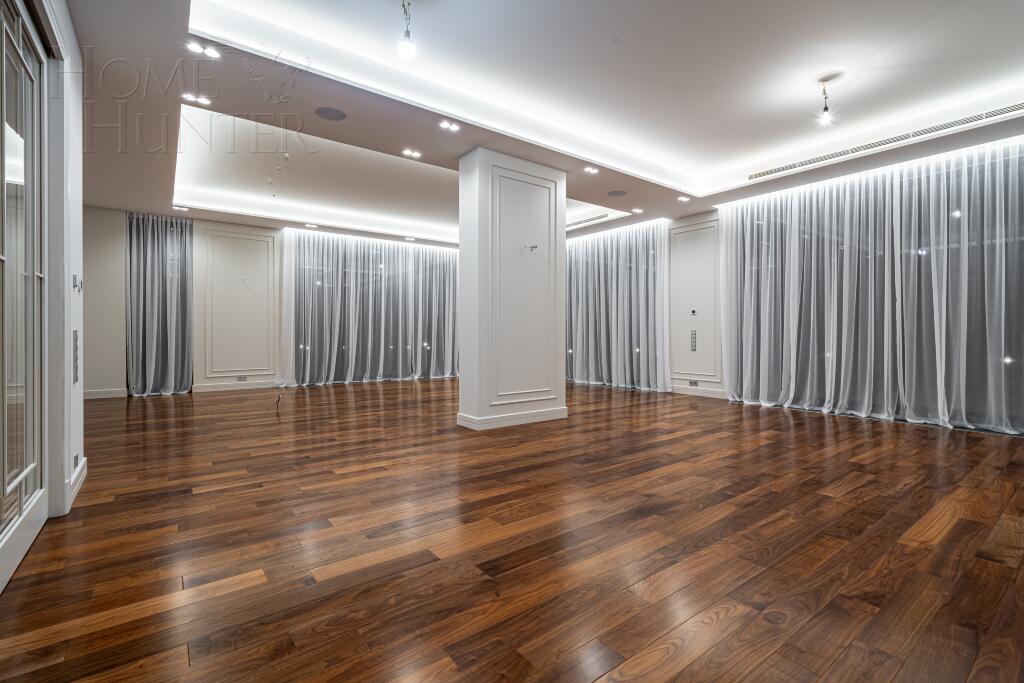 2-этажный коттедж 1 071 м² с отделкой