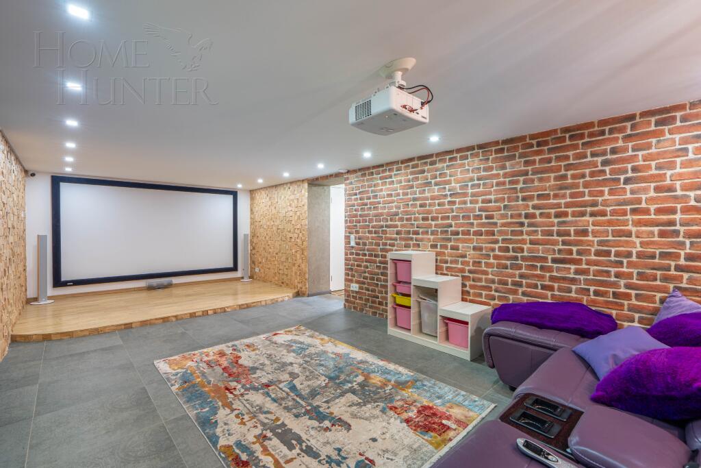 2-этажный коттедж 470 м² с отделкой