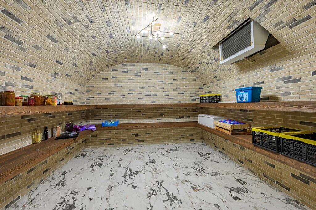 2-этажный коттедж 700 м² с отделкой