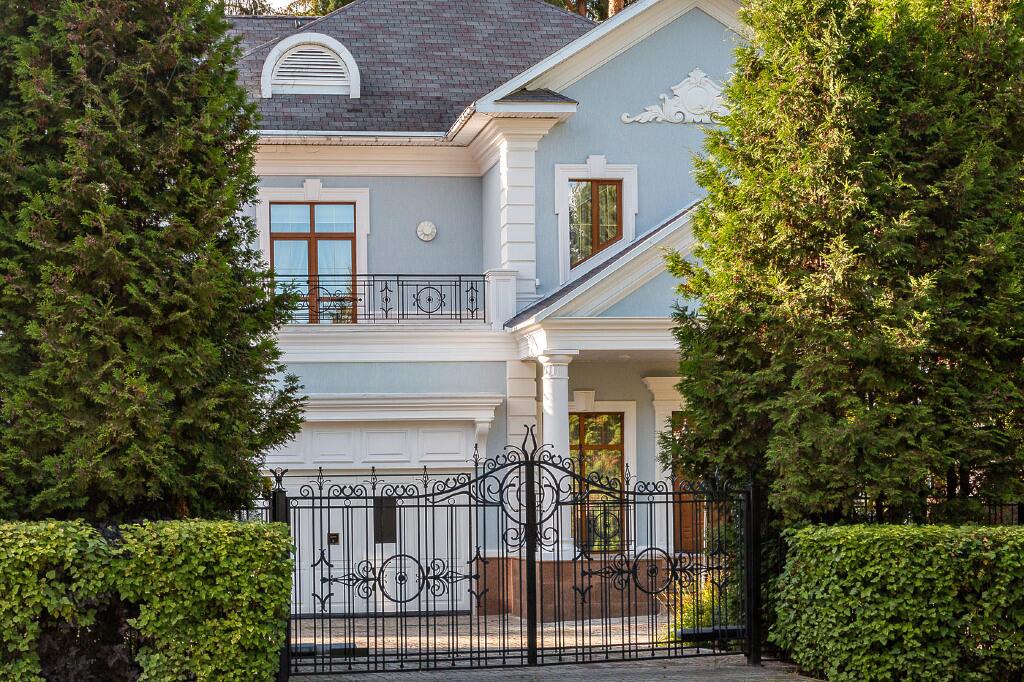2-этажный коттедж 782.7 м² с отделкой