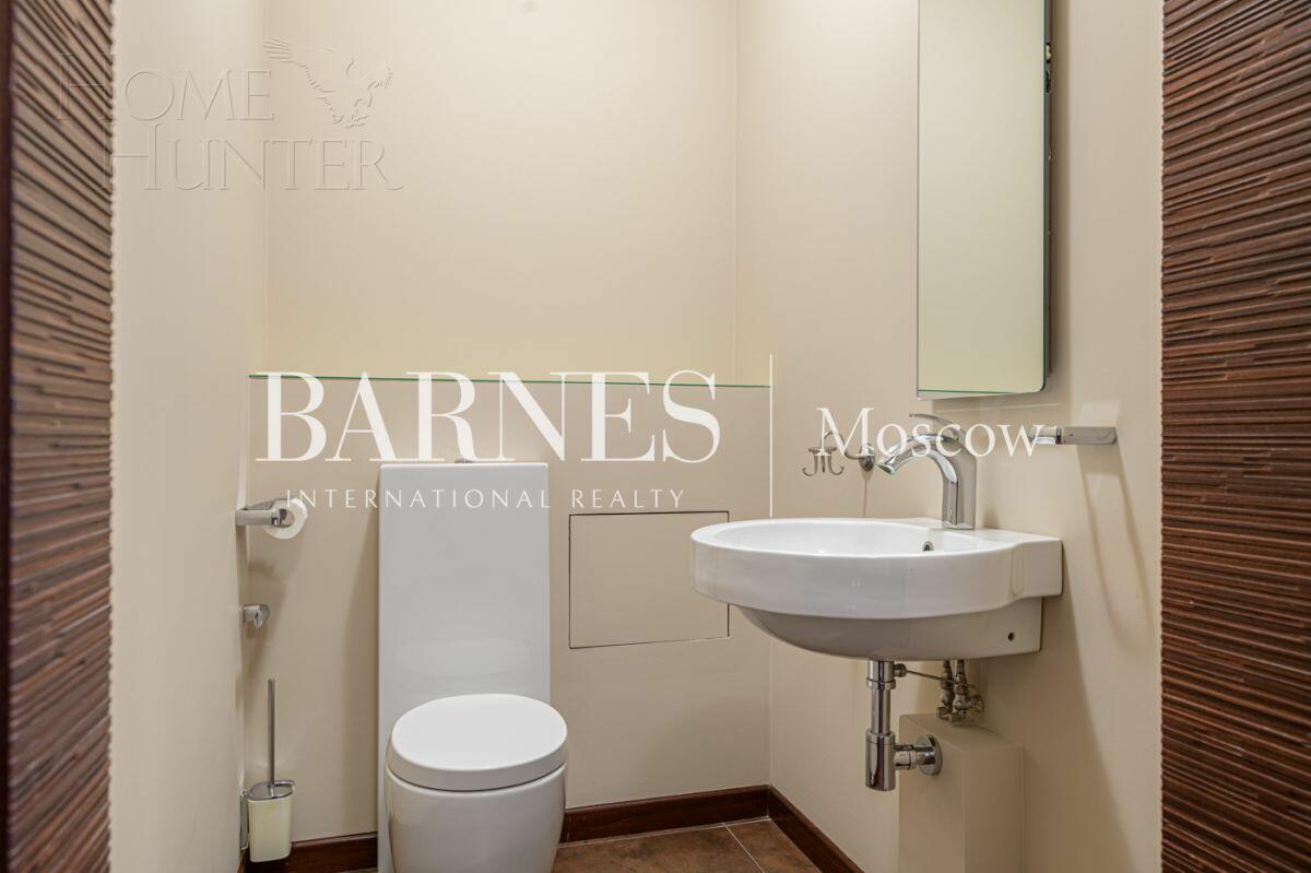 5-КОМН. КВАРТИРА С ОТДЕЛКОЙ 187.8 М² НА 4 ЭТАЖЕ