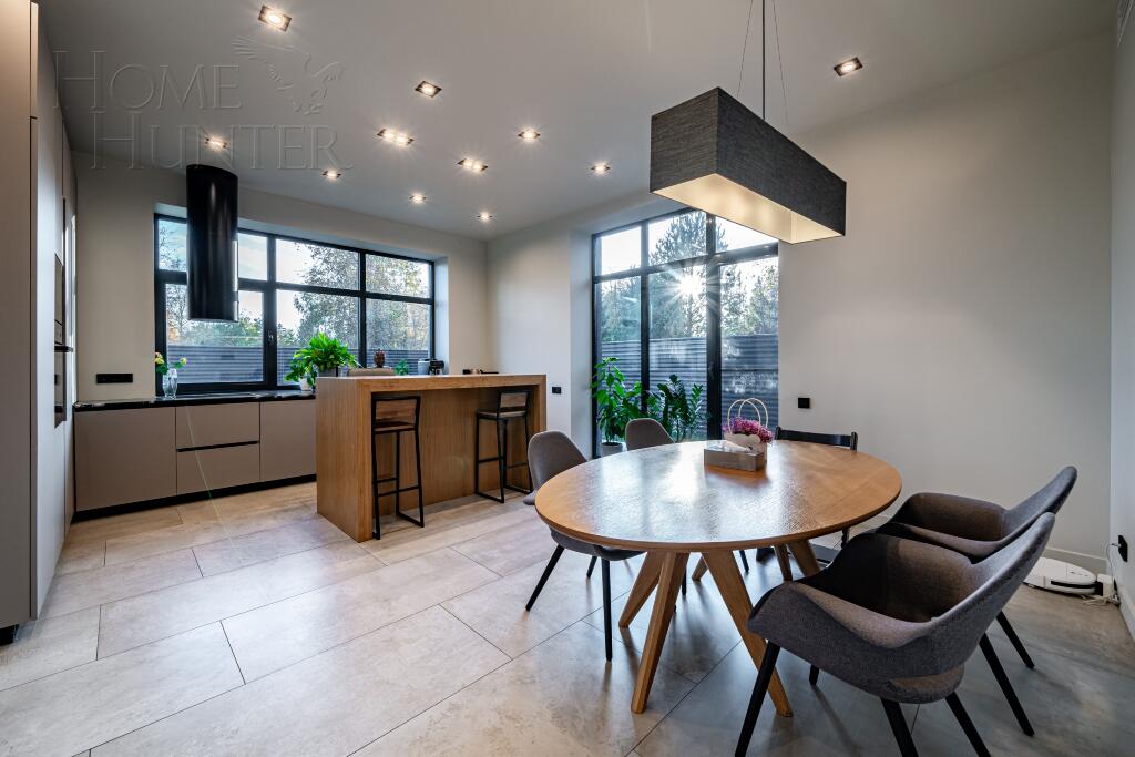 2-этажный коттедж 450 м² с отделкой