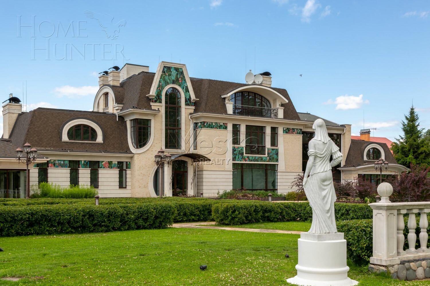 2-этажный коттедж 1 832 м² с отделкой