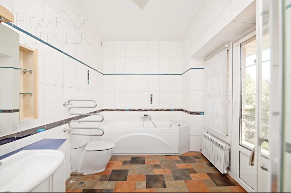 2-этажный коттедж 590 м² с отделкой