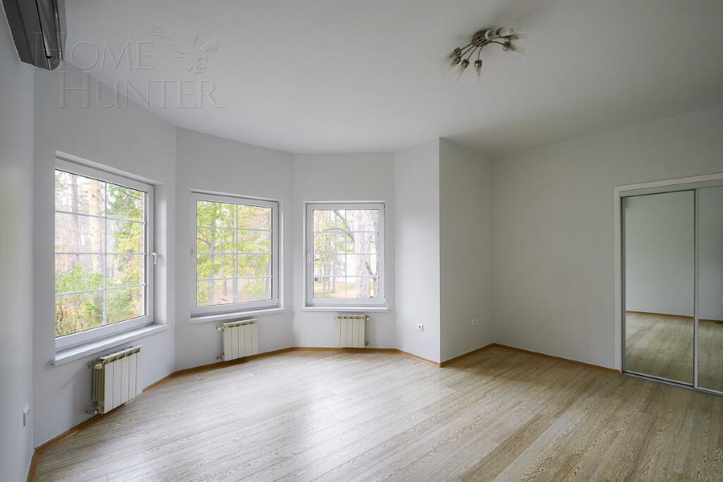 2-этажный таунхаус 270 м² с отделкой