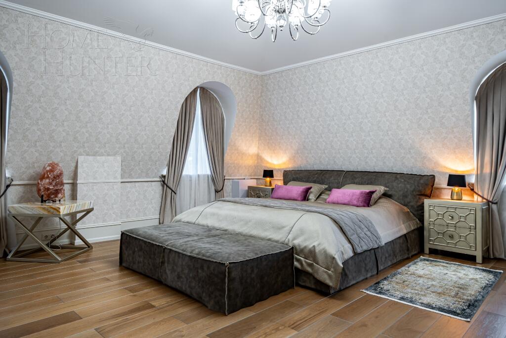 3-этажный таунхаус 270 м² с отделкой