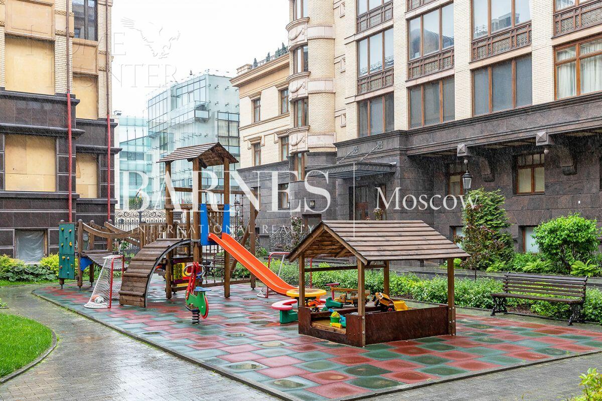 4-КОМН. КВАРТИРА БЕЗ ОТДЕЛКИ 245.9 М² НА 2 ЭТАЖЕ