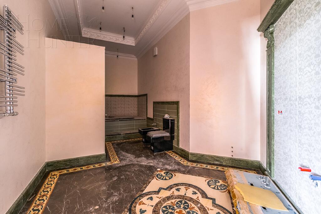 2-этажный коттедж 1 686 м² с отделкой