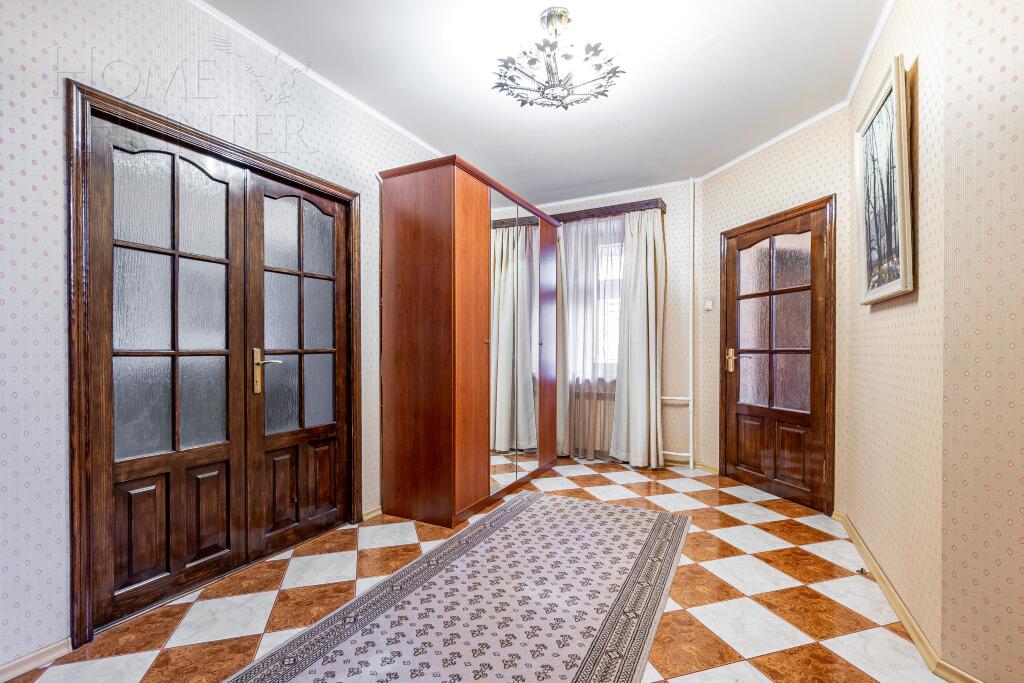 2-этажный коттедж 360 м² с отделкой