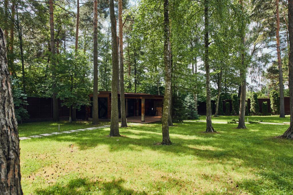 2-этажный коттедж 835 м² с отделкой