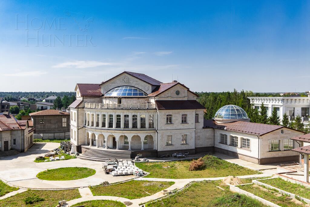 2-этажный коттедж 1 686 м² с отделкой